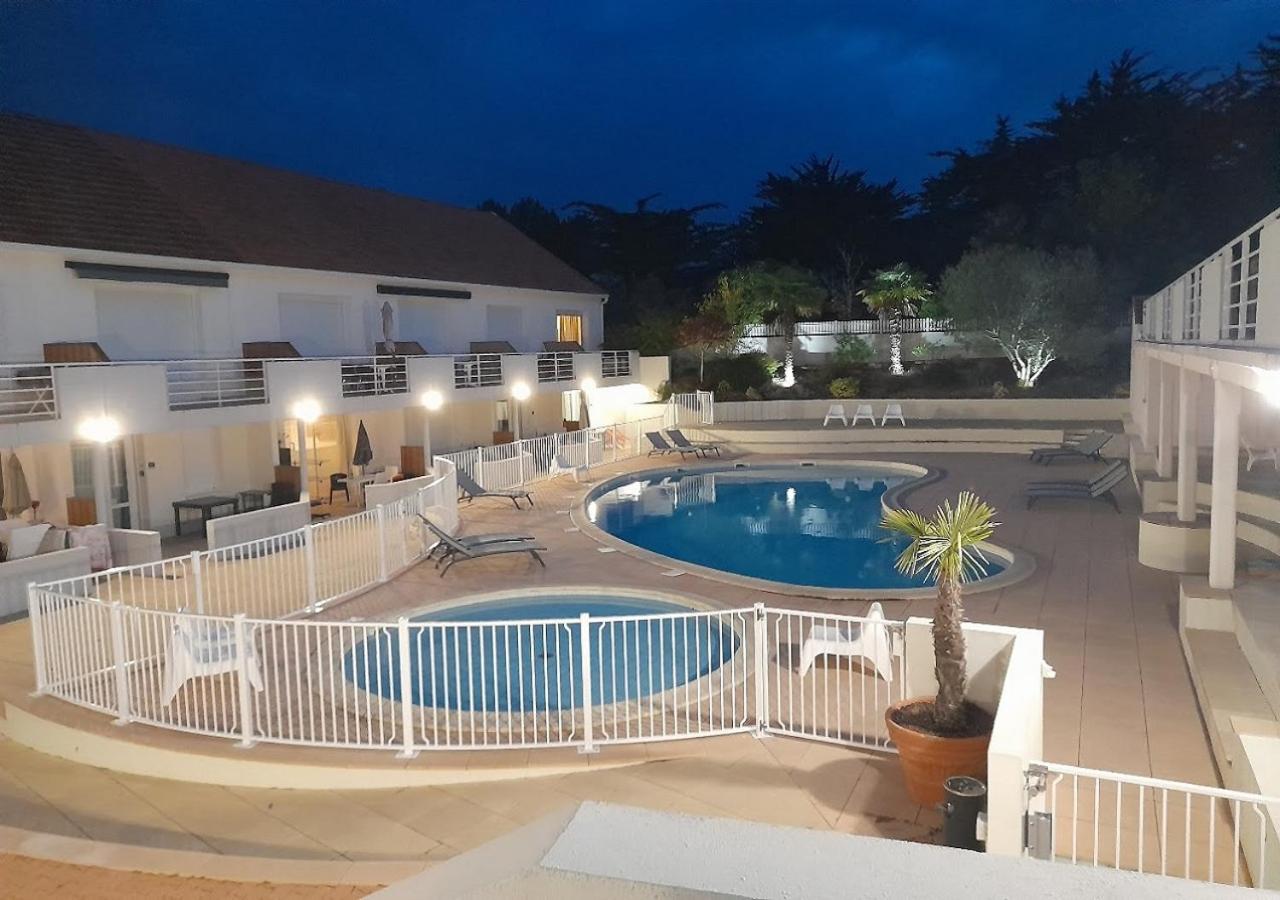 LOGEMENT T2 PMR piscine Privée 400m de la Plage Saint-Jean-de-Monts Extérieur photo